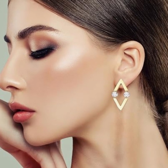 Gold V earrings with cz diamonds unique earrings dainty classy designer style - Picture 2 of 2